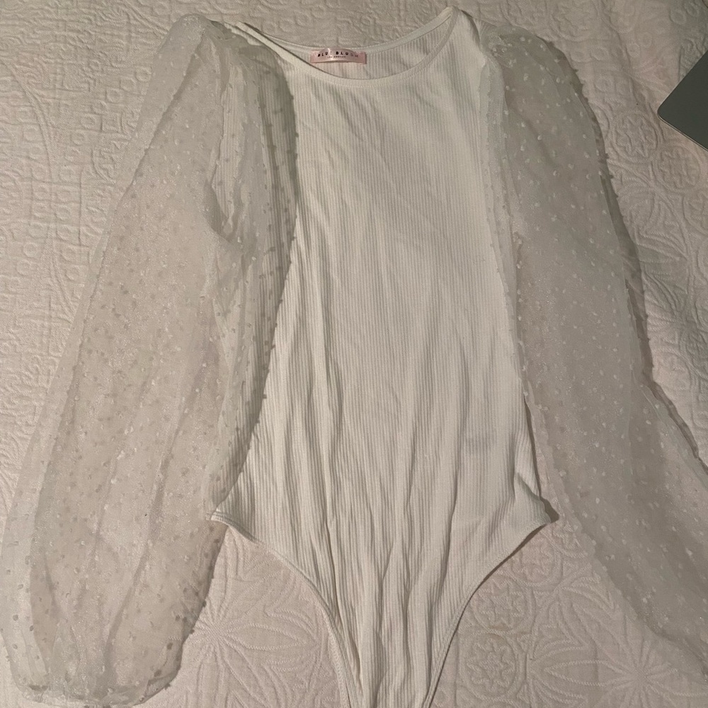 White size small blue blush body suit with sheer polka dot sleeves
